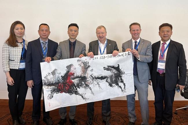 2025香港精準(zhǔn)資料大全公式，香港精準(zhǔn)資料大全公式揭秘（2025版）